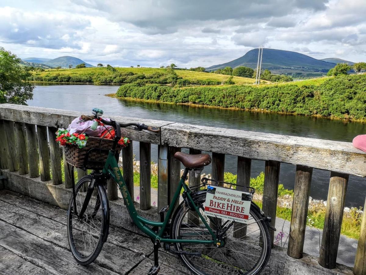 Hotel Nellys Bed And Bikes Westport Exterior foto