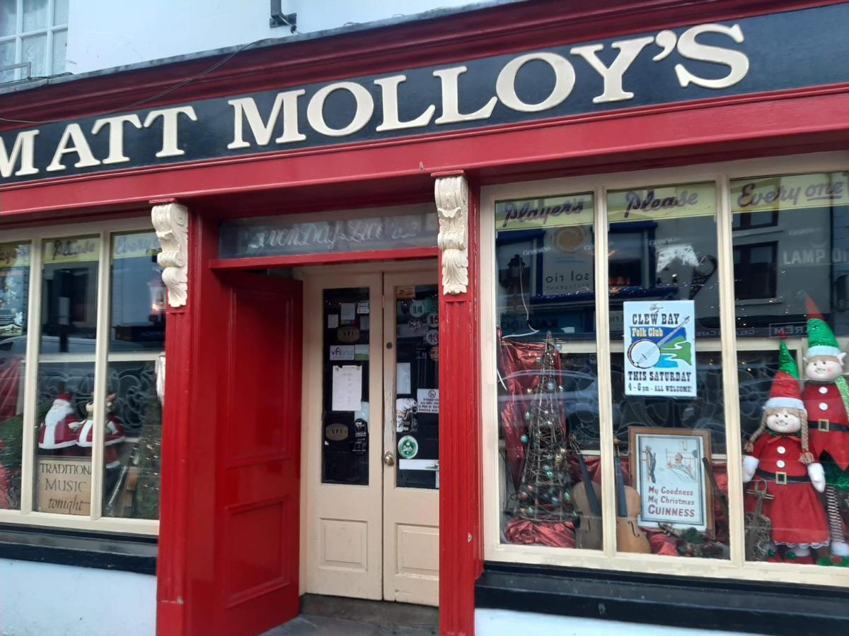 Hotel Nellys Bed And Bikes Westport Exterior foto